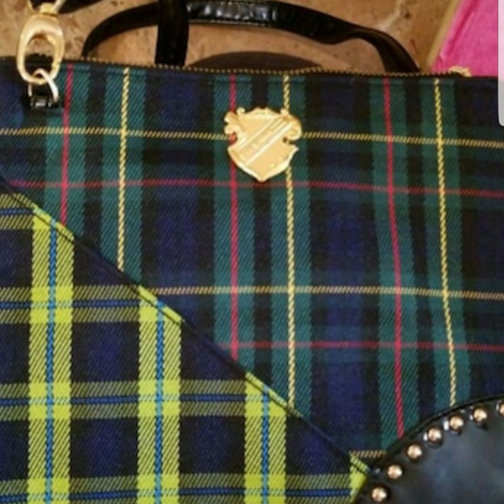 Mac purse pre-owned